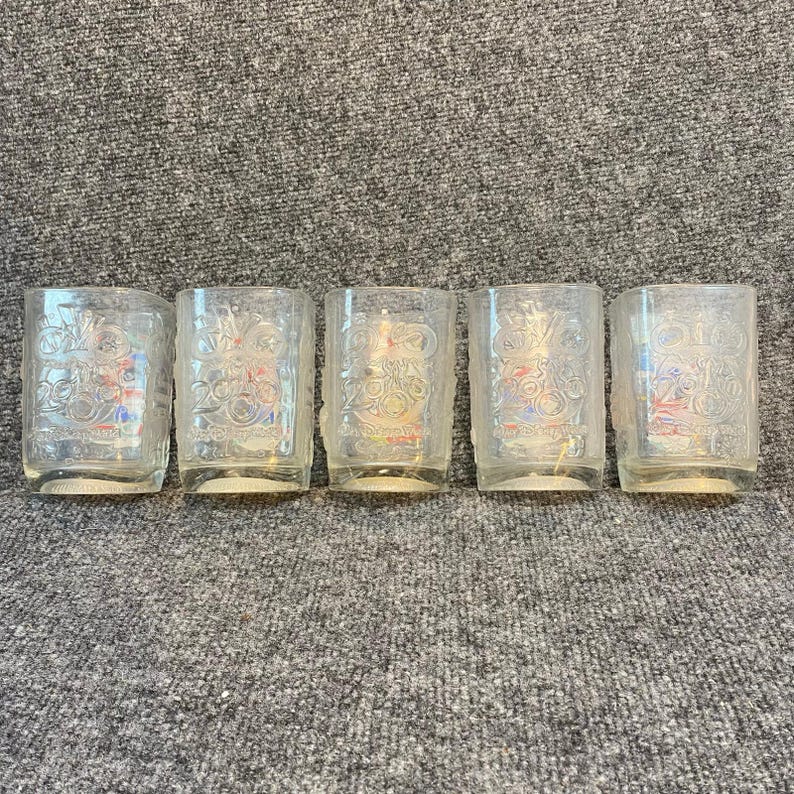 Vintage Set of 5 Mcdonalds Disney Mickey Mouse Magic Glass Tumblers Rare 2000 image 2