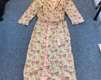 Vintage Boudoir Bebe Womens XL Pink Cream Red Floral Sleepwear Long Cotton Robe