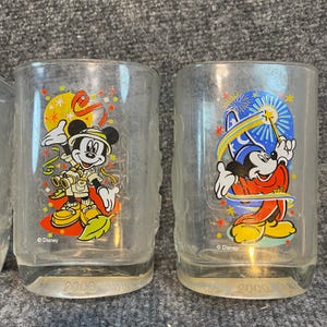 Vintage Set of 5 Mcdonalds Disney Mickey Mouse Magic Glass Tumblers Rare 2000 image 4
