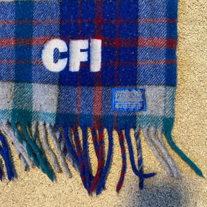 Vintage Pendleton 100% Virgin Wool Blue Plaid Fringe Throw Picnic Blanket Bild 6