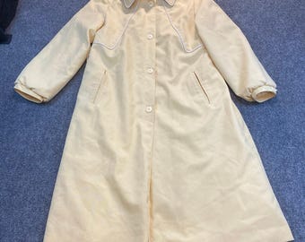Vintage 1970s Outerbanks Jerold Yellow Rain Coat Yoke Details Womens Medium