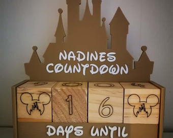 Personalisiertes Disney Countdown Schloss | Next Disney Trip | 3D-Druck & Holz | Geschenk für Disney Fans | Handmade in Germany