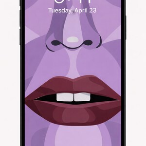 Könnte beinhalten: Ein Smartphone zeigt ein stilisiertes Gesicht vor einem lila Hintergrund. Das Gesicht hat dunkelrote Lippen, zwei weiße Zähne und eine Nase. Die Uhrzeit 9:41 und das Datum Dienstag, 23. April werden auf dem Bildschirm angezeigt.