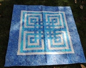 Baby Maze quilt, blue