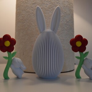 Bunny with flower