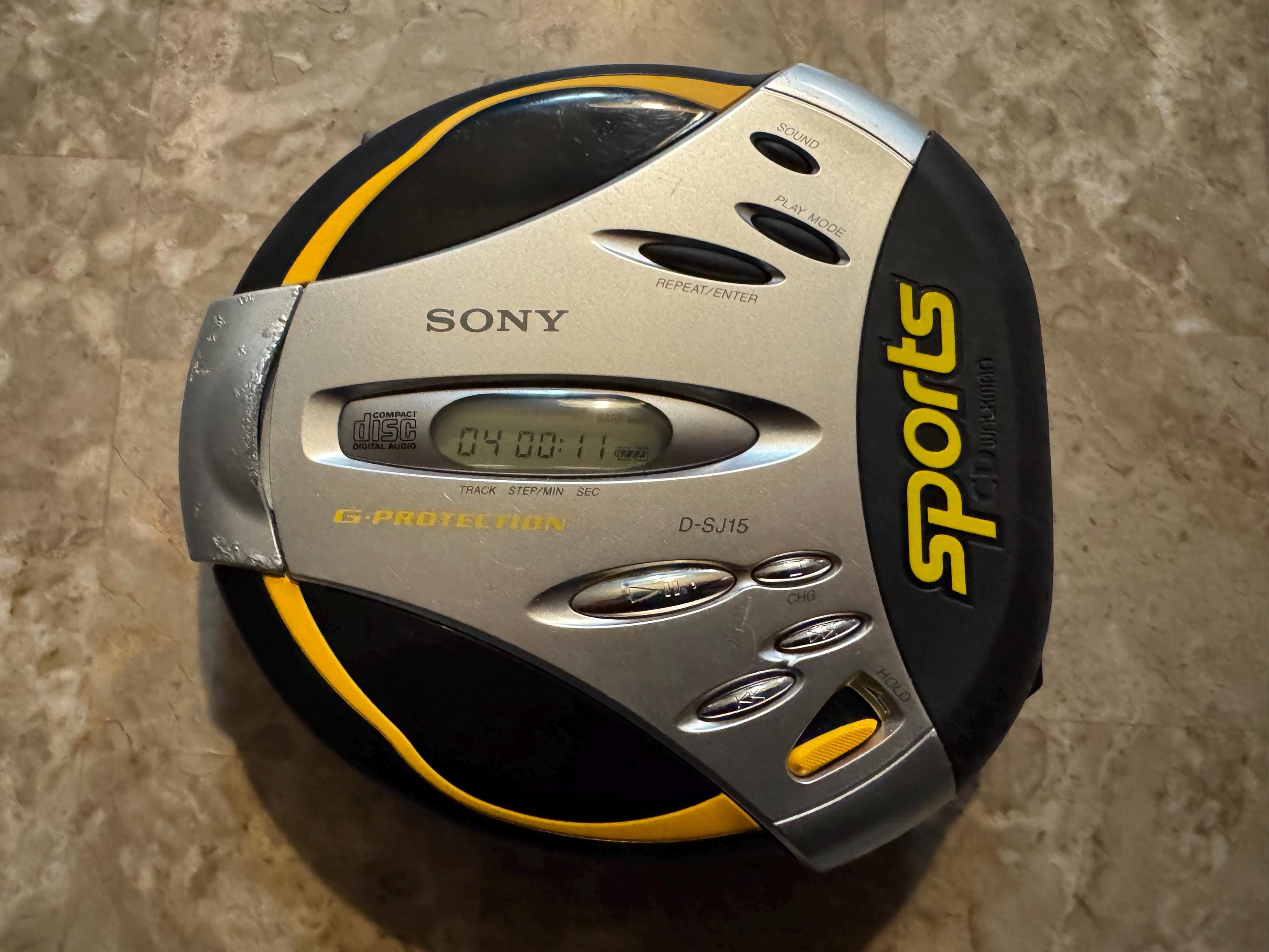 SONY Discman レトロ CD プレーヤー コンパクト ソニー ソニー 1995年8月 カタログとDiscman D-777 : r/vintageaudio