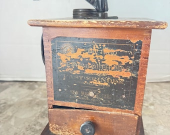 Antique Sun Mfg No 1080 One Pound Coffee Mill Fast Grinder With Original Label. As pictured