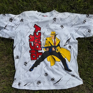 Rare Vintage 1990 Dick Tracy Shirt XL All Over Print Single Stitch Disney USA.