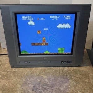 Toshiba 14AF42 14" Flat CRT TV ColorStream Component S-Video Retro Gaming. No remote