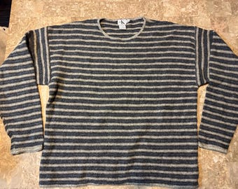 VTG Calvin Klein Sport randig tröja 100% ull tillverkad i Hong Kong 90-tals Shetland Lg