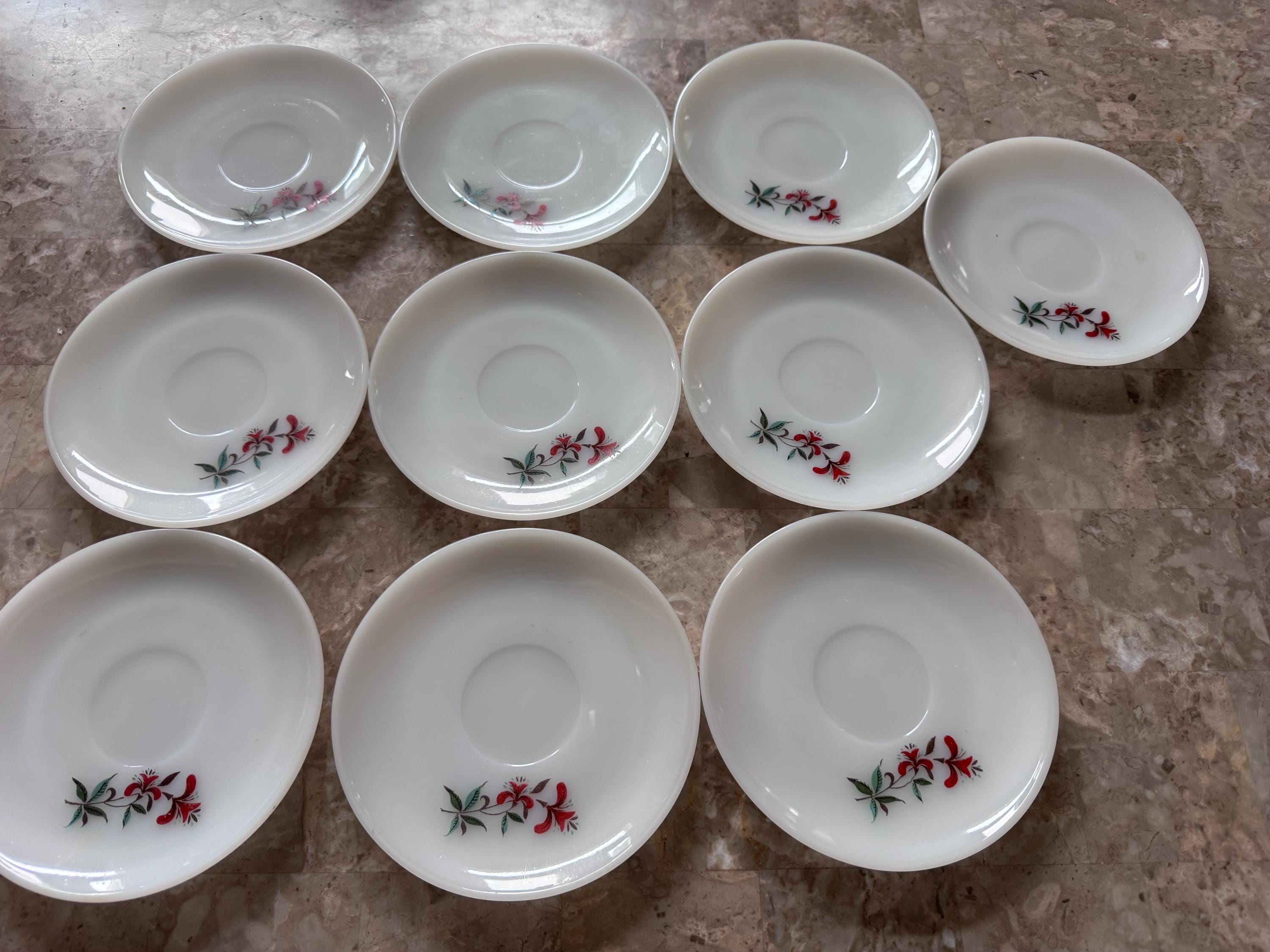 Vintage 1962 Anchor Hocking Fire King Honeysuckle Milk Glass