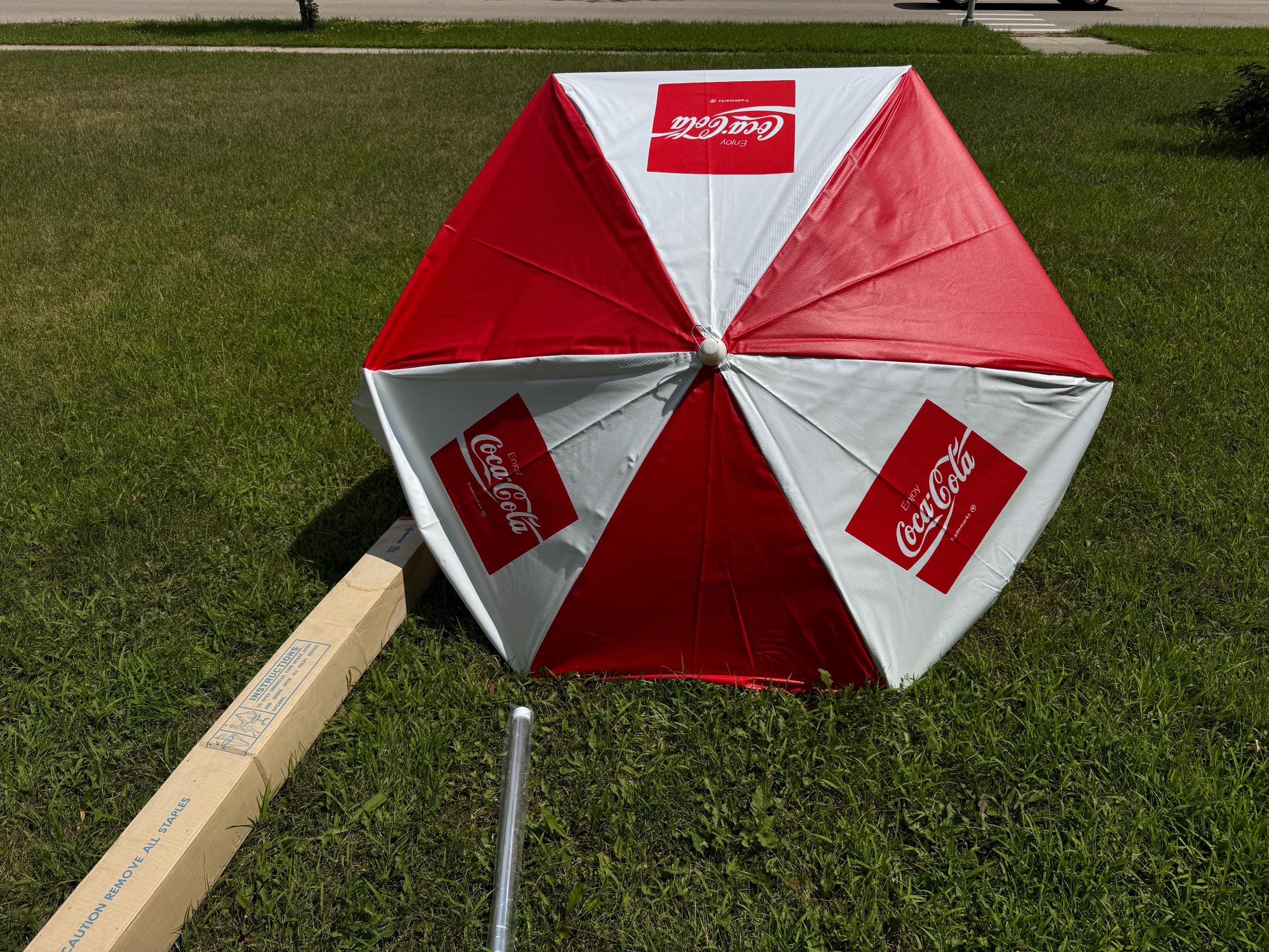 coca cola patio table umbrella NEW Vintage Coca-cola Commercial Patio Market Umbrella 6ft Tilting Vinyl  Coke