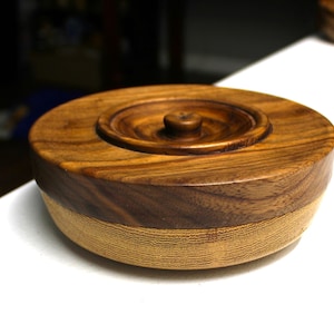 Handmade Walnut & White Wenge Wood Box – Lidded Keepsake Container | Jewelry, Gift or Home Decor