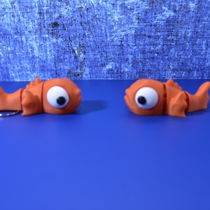 Goldfish keychain, Flexi Goldfish fidget toy