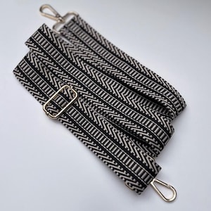 Black & Beige Cream Stripe Patterned Guitar Purse Strap, Chevron Adjustable Crossbody Phone Handbag, Woven Phone Bag Sling Replacement