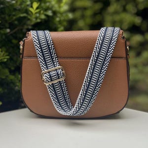 Navy Blue & White Stripe Patterned Guitar Purse Strap, Chevron Adjustable Crossbody Phone Handbag, Woven Phone Bag Sling Replacement