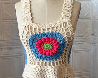Vintage 70s Lacy Crocheted Vest Tank Top Granny Squares Pot Holder XS