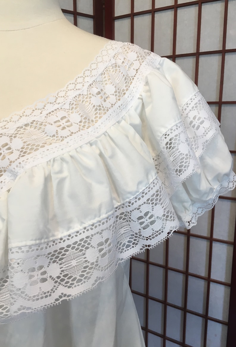 1970s Mexican Ruffle Blouse