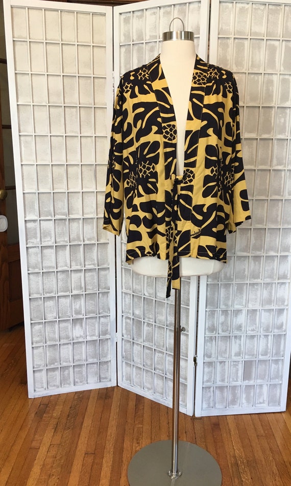 1980s Mustard and Black Hawaiian Kimono Jacket