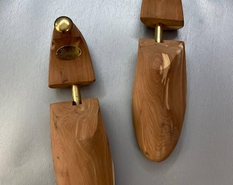 Vintage Harrods Wooden Shoe Trees - UK Size Medium 645 Dunkelman London