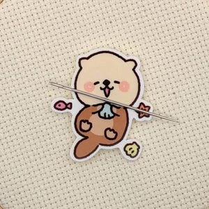 Kawaii Otter Magnetic Needle Minder