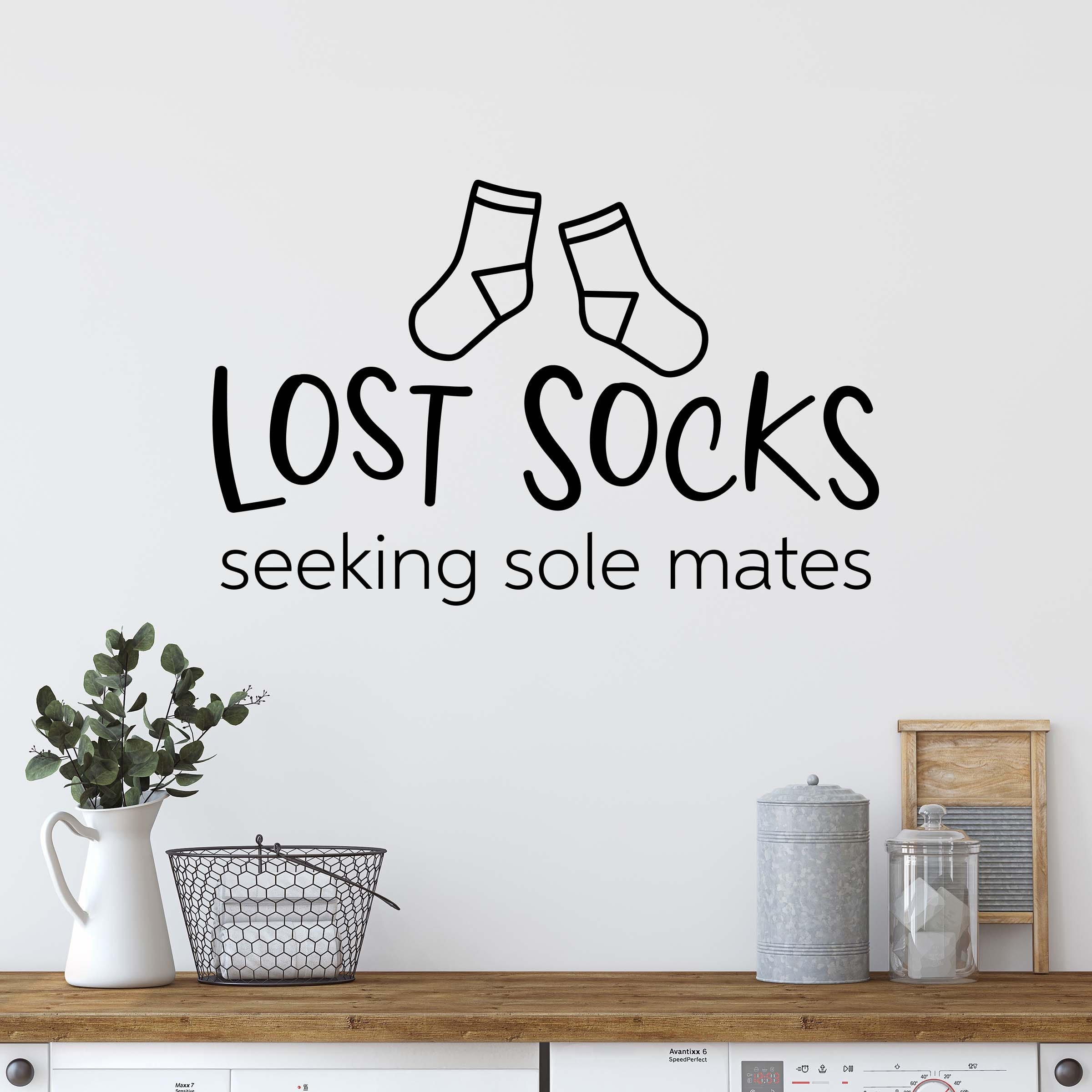 Lonely Socks Seeking Sole Mates Hanging Sign and Pegs