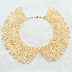 Vintage 50s Champagne Faux Pearl Pointed French Peter Pan Collar Necklace Choker Bib w/ Gold Tone Clasp and 14-17” Opening - Gift Ready