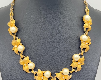 Vintage Judy Lee Signed Gold Tone Faux Pearl & Rhinestone Classic Flower Choker Length Necklace | Comes w/ Gift Box