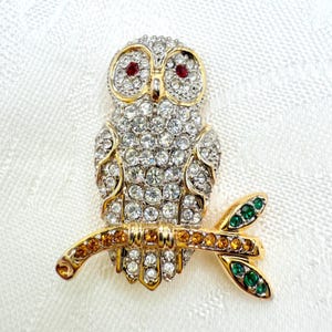 Vintage Crystal Rhinestone Owl Brooch with Gold Tone Details, Owl Lover Gift Pin - Comes w/ Organza Gift Bag