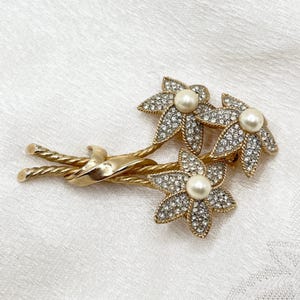 Vintage Elegant Mid-Century Faux Pearl and Rhinestone Gold Tone Flower Brooch, Statement Spring Floral Pin - Comes w/ Organza Gift Bag