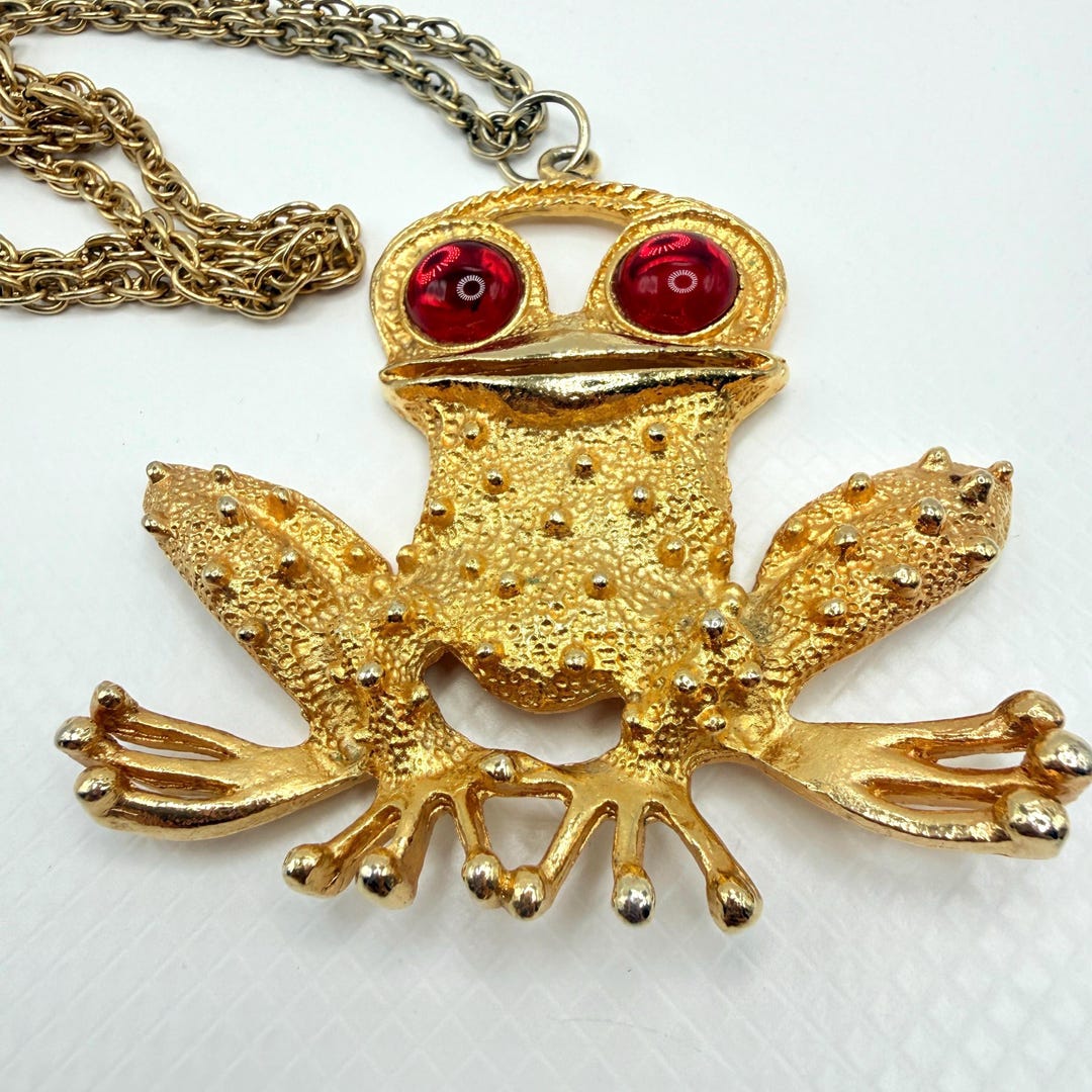 Frog Ball Chain Vintage 23” Gold Tone Chain Frog Amphibian Pendant Statement Costume ...