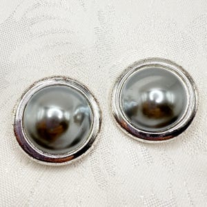 Vintage 80s Chunky Silver Tone Pearlescent Round Large Clip On Statement Earrings, Geometric Earrings - Comes w/ Organza Gift Bag