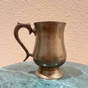 Vintage Footed Brass Metal Tankard Stein Mug With Flared Handle - READ | Vintage Brass Barware Jug Cup | Modern Style Brass Decor Vase Piece