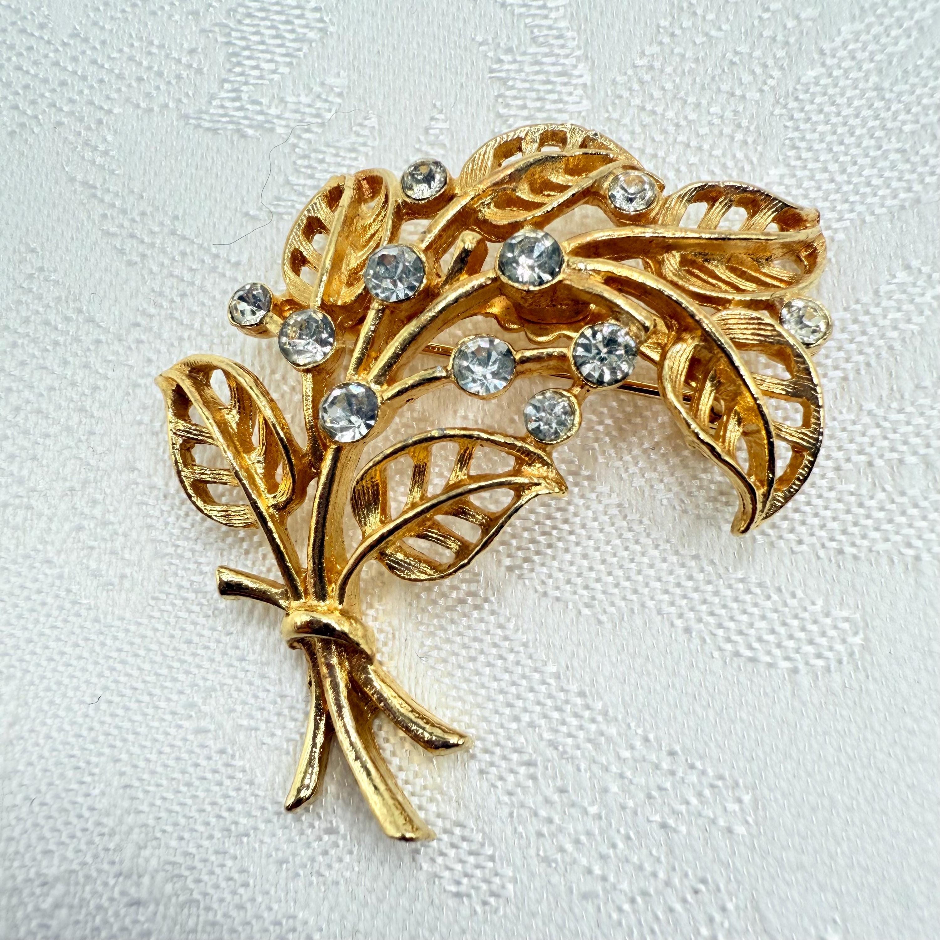 Vintage Gold Tone Openwork Leaves Branch Bouquet Foliage  display picture 1