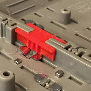Improved (reinforced) Train Track Clips for Lionel O-Gauge FasTrack