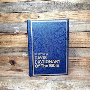 Davis Dictionary of the Bible by John D. Davis HC Old Time Gospel Hour Ed 1973 - Religion And Spiritually Nonfic - theology - christian - vt