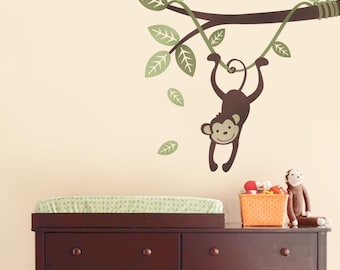 Aap hangt aan een tak wijnstok - set vinyl muurstickers voor kinderen