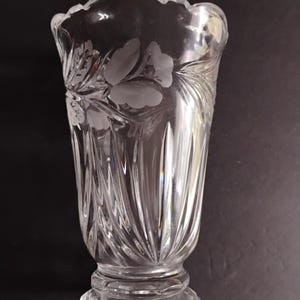 Vintage Hand Cut Lead Crystal Floral Vase Made in Poland Scalloped Edge 8&quot;