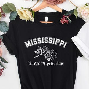 Mississippi tee women, mississippi girl gift, state of mississippi tshirt, mississippi shirt, gift for wife
