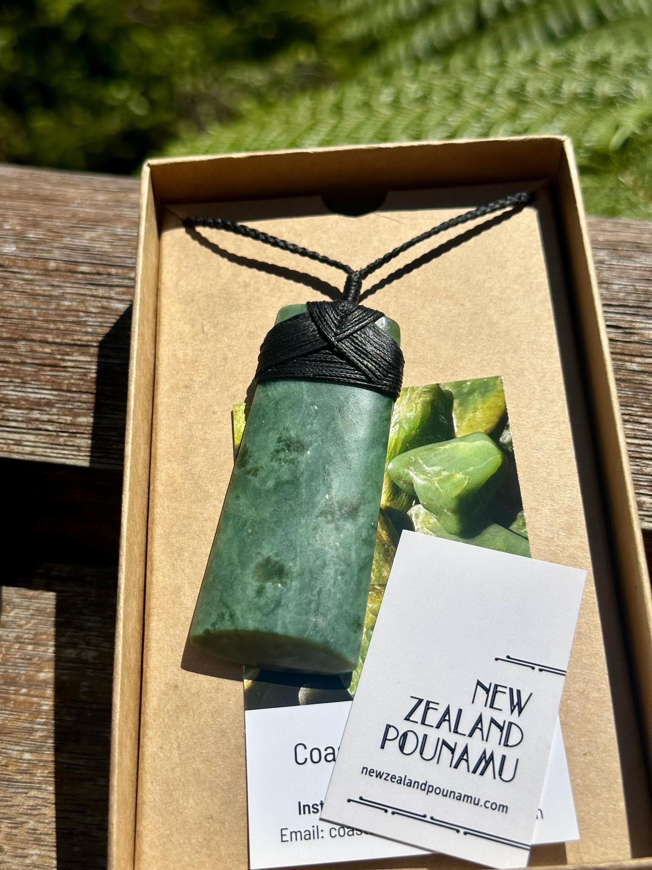 New zealand green stone - Etsy 日本