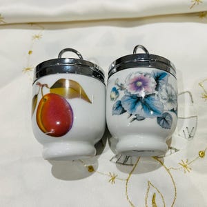 Royal Worcester Pequeno Porcelana Egg Coddlers década de 1980