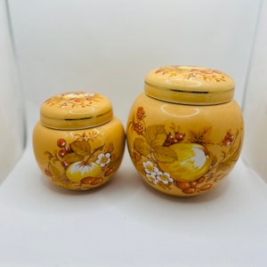 Vintage Pair of Sadler Ginger Jars With Lids 1950s