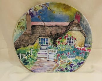 Piatto decorativo vintage Dawna Barton Cottage / Piatto da parete in stile cottage inglese / Decorazione cottagecore floreale Vandor del 1991