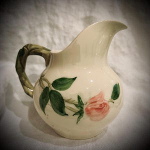 Franciscan Desert Rose Creamer – Vintage lergodsmjölkanna, rosa grön vit blommig