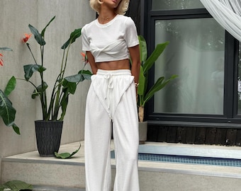 Conjunto de punto para estar en casa: top corto y pantalón ancho - White Resort Wear