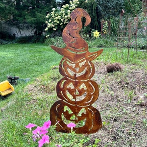 Three Stacked Pumpkins Garden Stake, Halloween Decoration, Jack O Lantern, Metal, Outdoor, Lawn Ornament