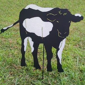 Metal Cow Garden Stake: Rustic Farmhouse Yard Art