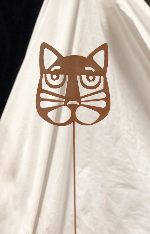Rustic Metal Cat Plant Stake: Garden Memorial Gift