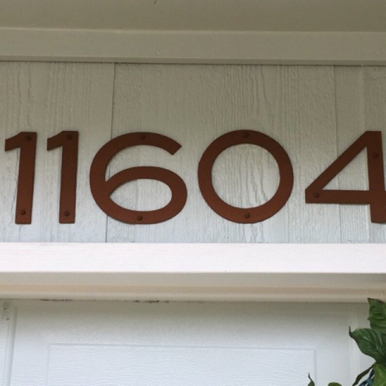 metal house numbers