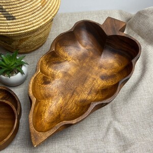 VINTAGE Hand Carved Leaf Shaped Wooden Bowl- Rustic Nature Inspired Home Decor Catchall